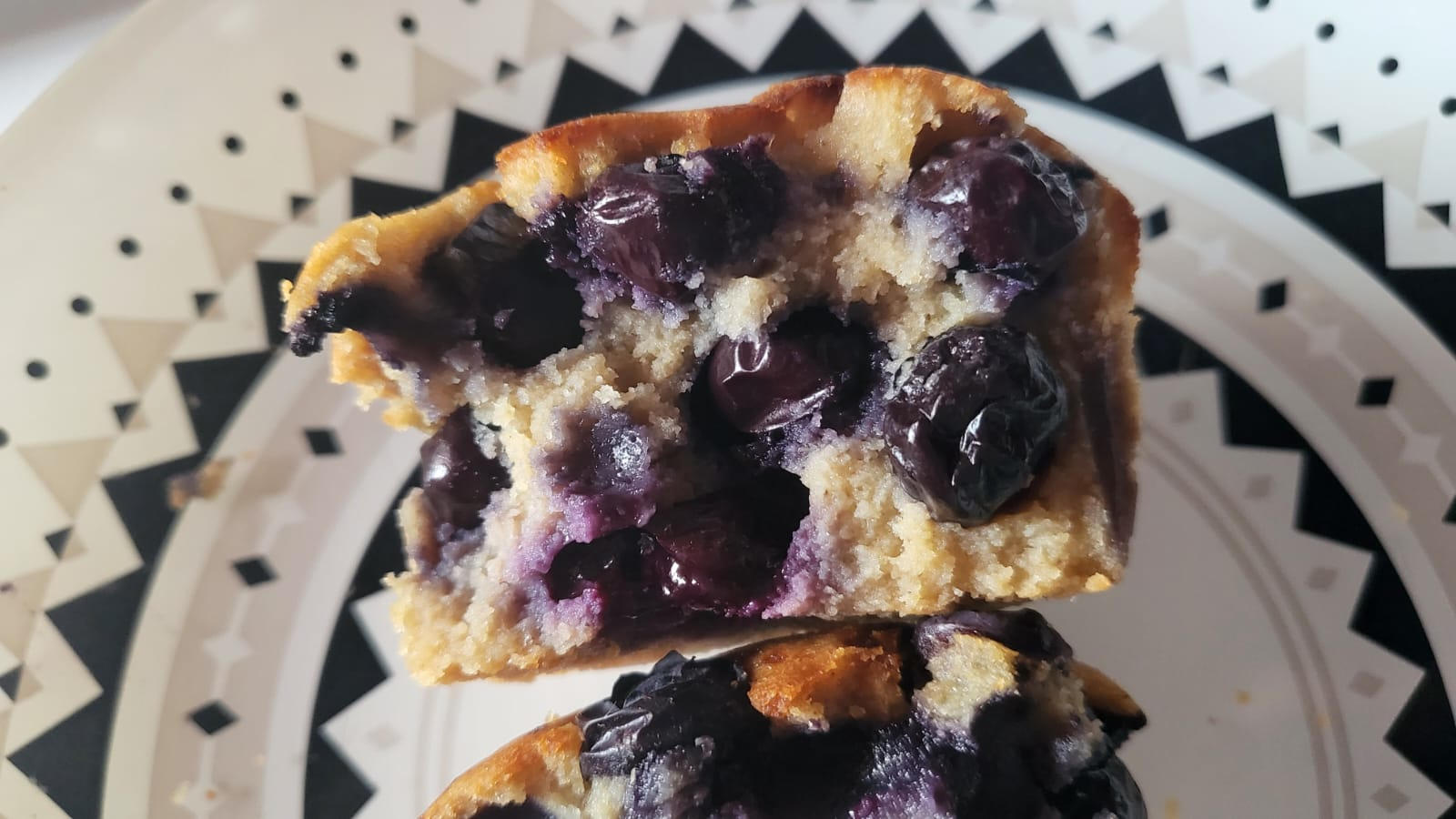 Muffin proteici ai mirtilli