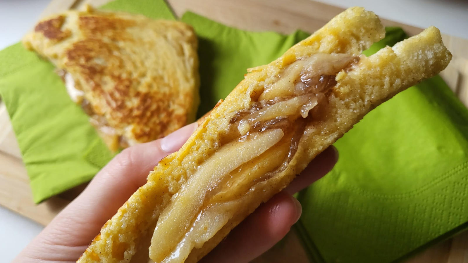 Toast proteici alle mele