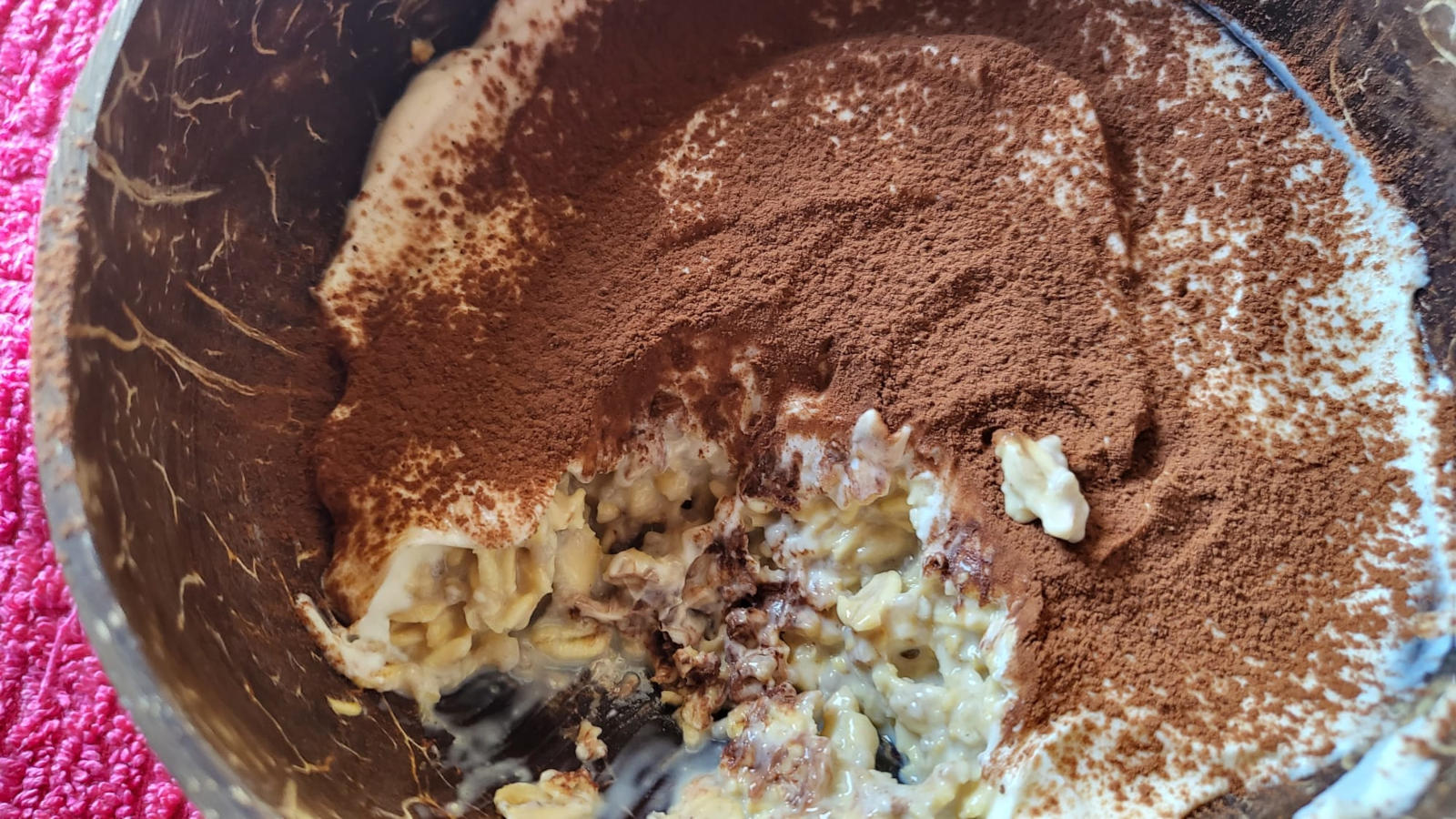 Overnight oats proteico al tiramisù