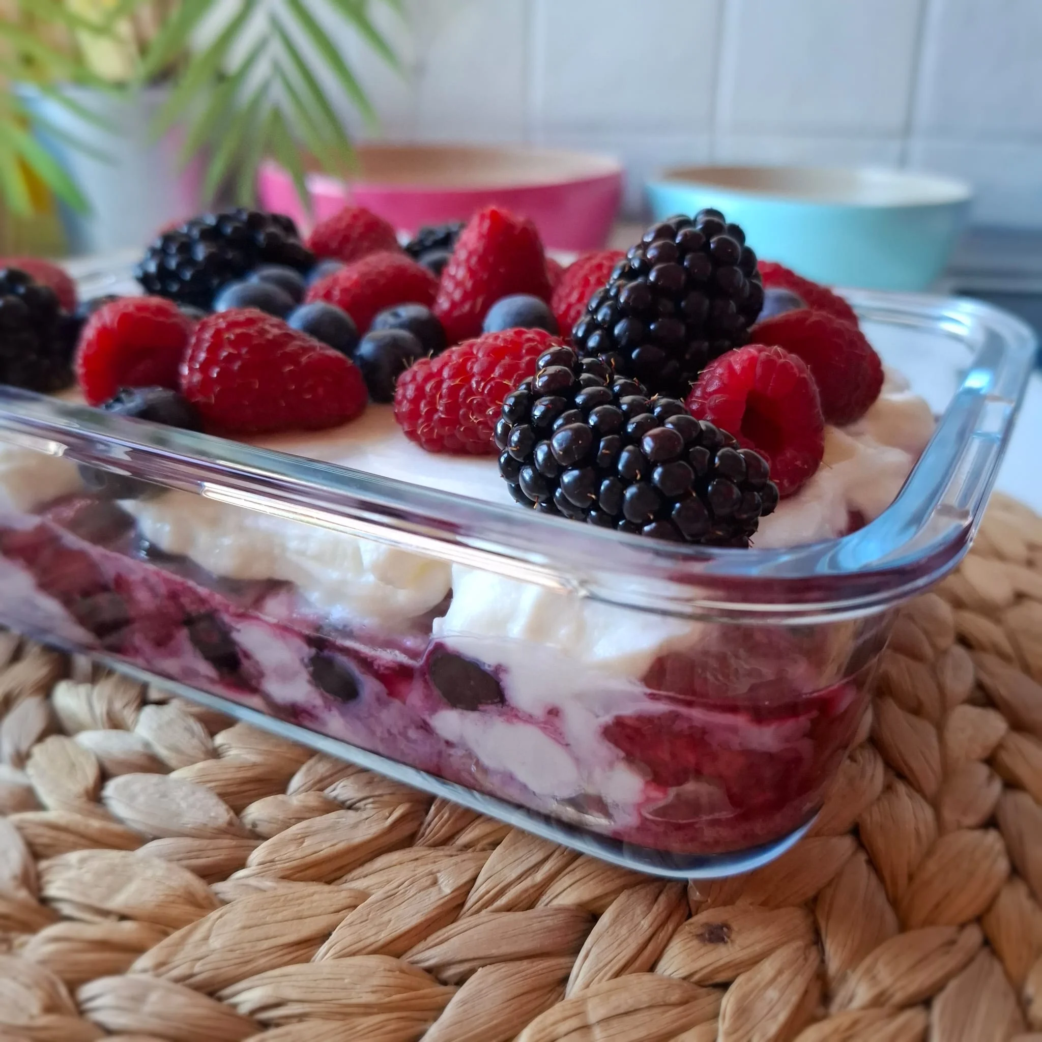Tiramisù ai frutti di bosco